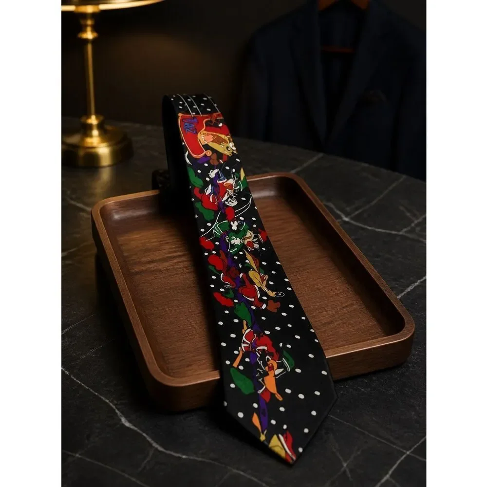 EUC Warner Bros. Looney Toon Men’s Tie - Looney Toon Characters